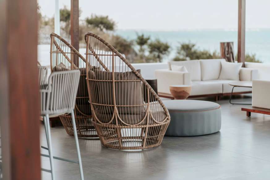 Outdoor Sofas & Lounge Chairs