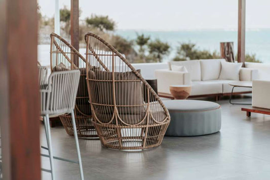 Outdoor Sofas & Lounge Chairs