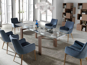 Rectangular extendable dining table in tempered glass and walnut