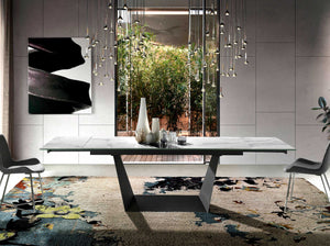 Rectangular extendable dining table in porcelain marble and black steel