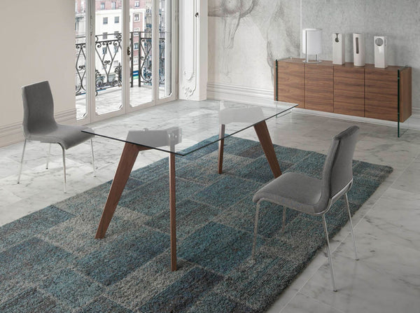 Rectangular dining table in tempered glass and walnut