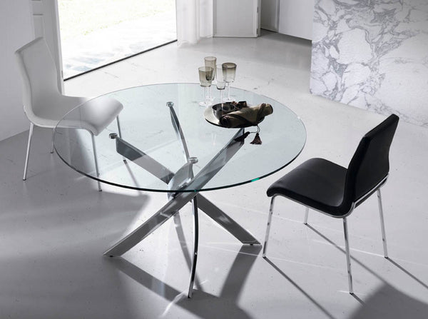 Round dining table in tempered glass and chromed steel