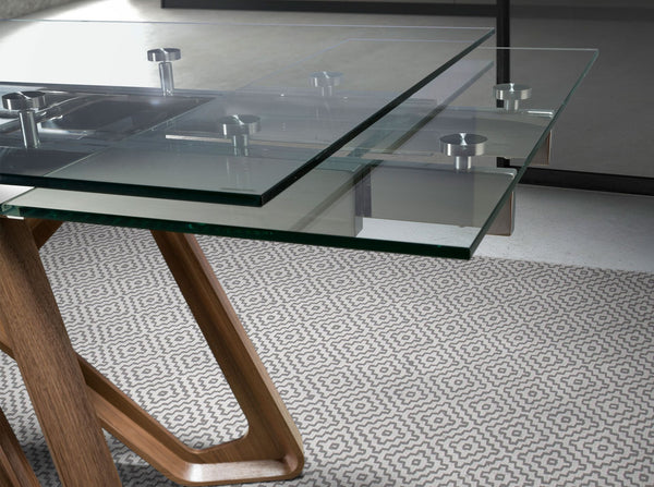 Rectangular extendable dining table in tempered glass and walnut