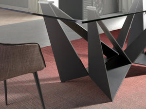 Rectangular dining table with tempered glass and black steel