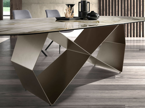 Rectangular dining table in porcelain marble and champagne-colored steel