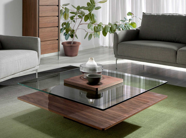 Square coffee table in tempered glass and walnut