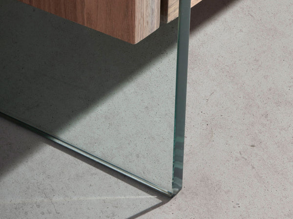 Rectangular coffee table in walnut and tempered glass