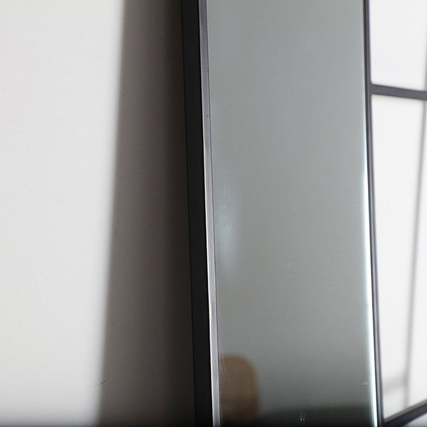 EZEQUIEL MIRROR