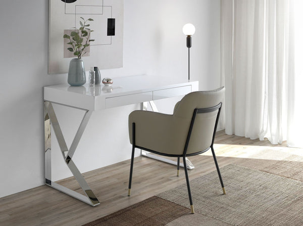 White wood and chromed steel desk