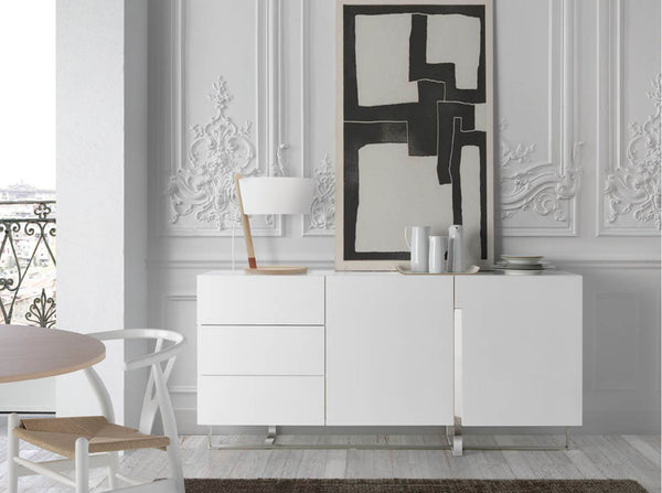 Sideboard in white wood and chromed steel