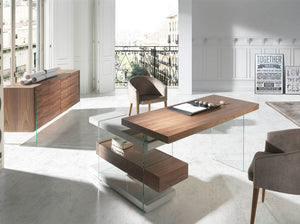 Sideboard in walnut and tempered glass