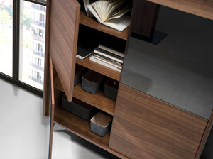 Tall sideboard in black glass with mirror effect, walnut and black steel