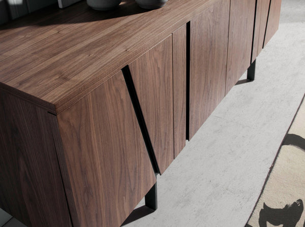 Sideboard in walnut and black steel