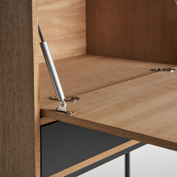 GELLE WARDROBE