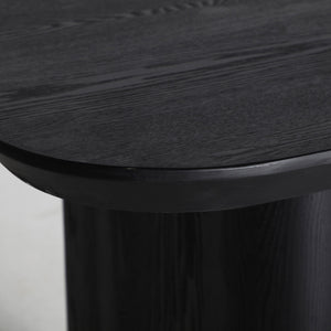 ROGNES DINING TABLE
