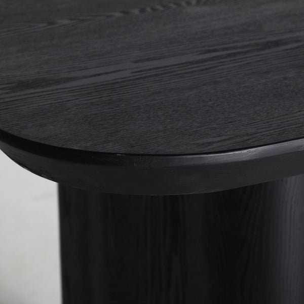 ROGNES DINING TABLE
