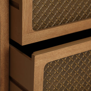 NEVOY CHEST OF DRAWERS