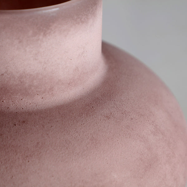 NAGYE VASE