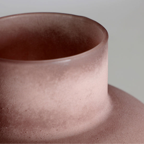 NAGYE VASE