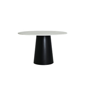 NOTH DINING TABLE