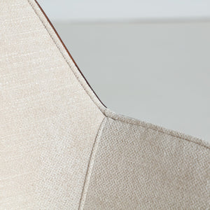 BEESD CHAIR