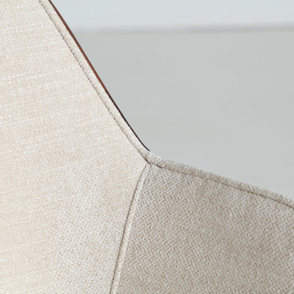 BEESD CHAIR