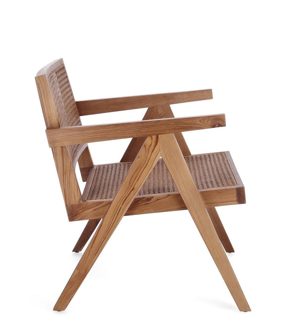 Modern Lounge Armchair for Relaxed Seating