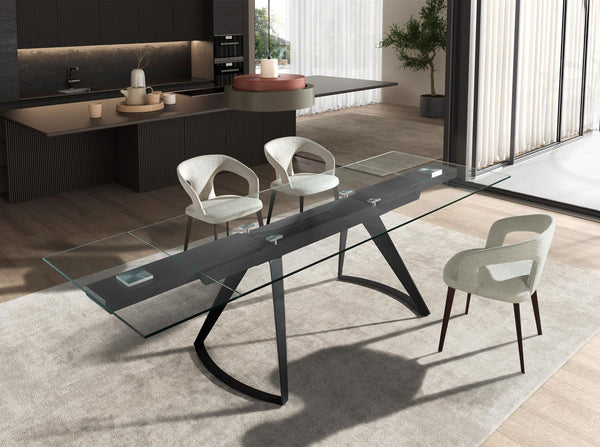 Chair in off-white fabric