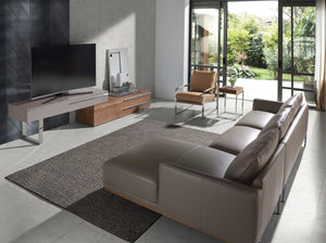 Armchair in ecological mink leather