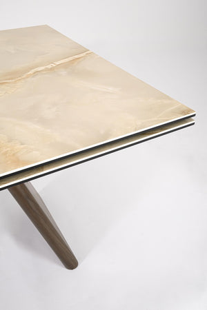 Extendable Dining Table 180–260 cm Patagonia Finish