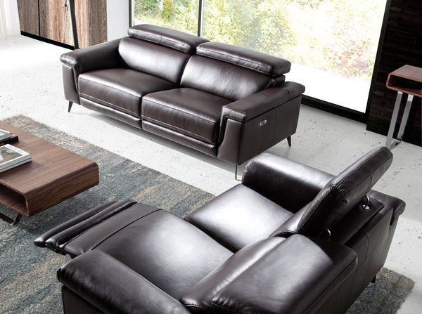 Relaxing 3-seater sofa in chocolate brown leather