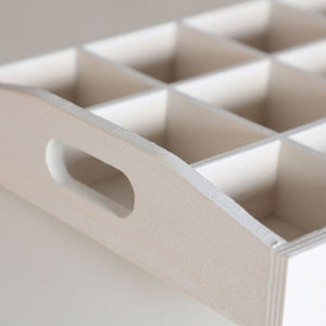 TRAY