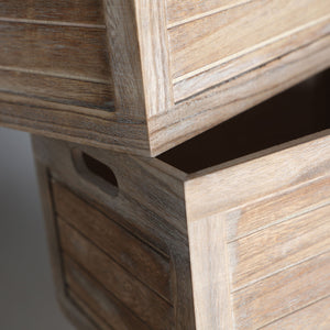 BOX J/3 GUESY
