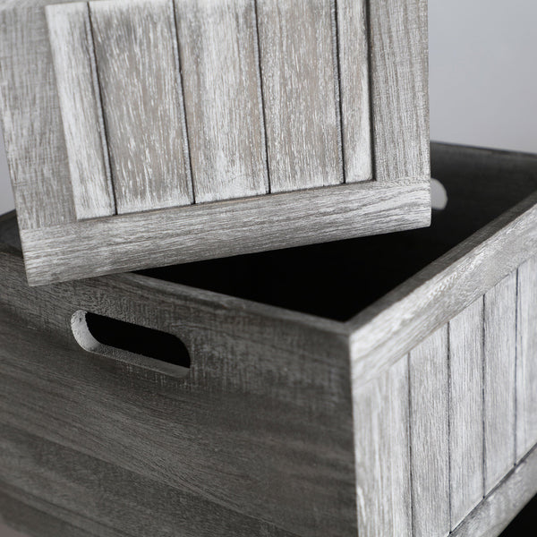 BOX J/3 GUESY