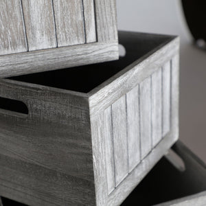 BOX J/3 GUESY