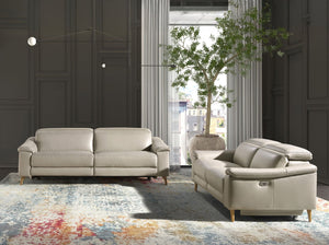 Relaxing 3-seater sofa in taupe gray leather