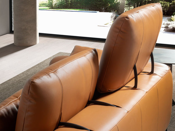 2-seater sofa in brown leather
