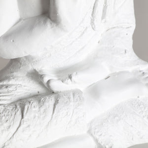 Figurines