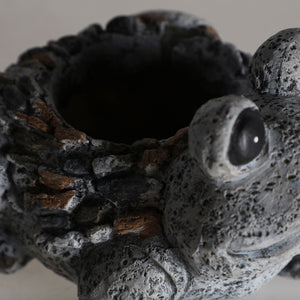 FROG VASE