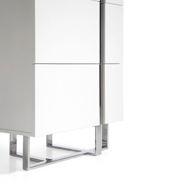 Chiffonier in white wood and chromed steel