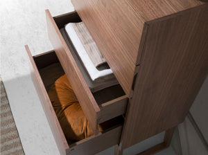 Chiffonier in walnut