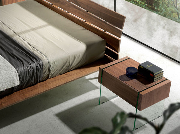Bedside table in walnut and tempered glass