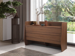Walnut chest of drawers