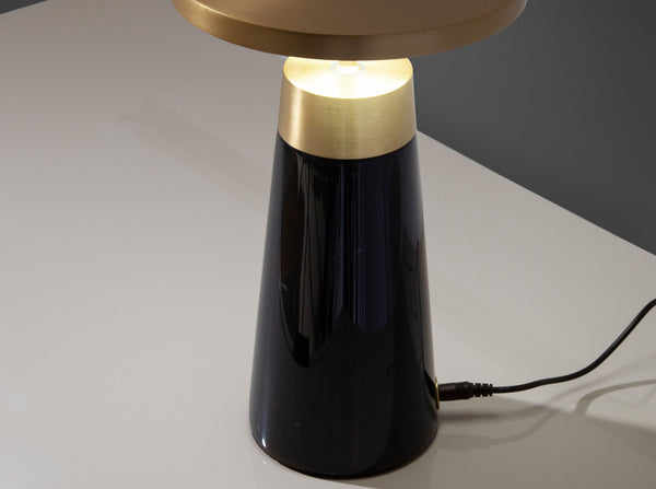 Black marble and gold steel table lamp
