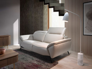 Floor lamp in marble and white steel