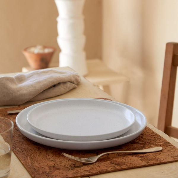 Dinner plate 27