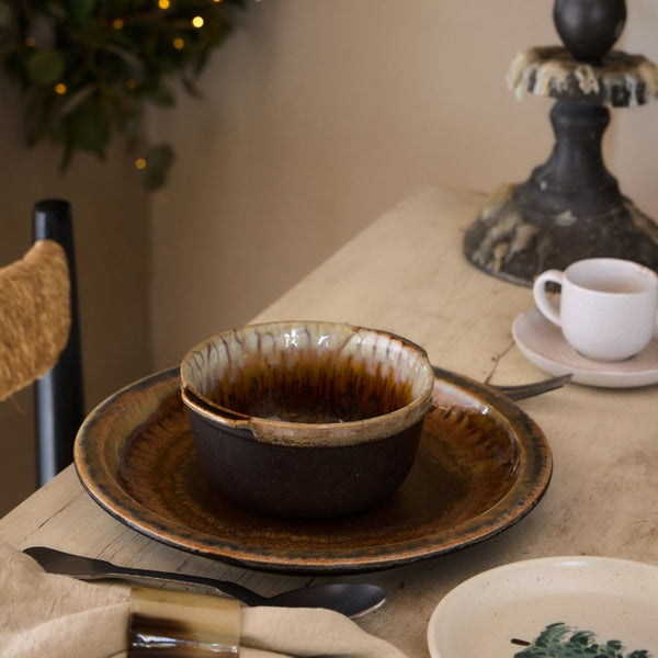 Dinner plate 26