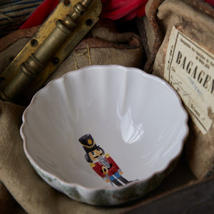 Soup/cereal bowl 16