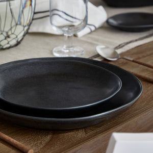 Dinner plate 28