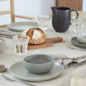 Dinner plate 27